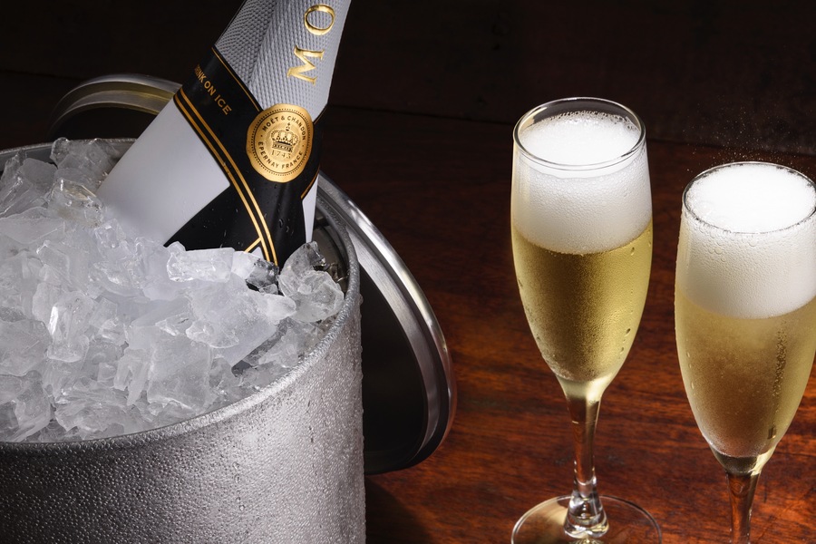 Royal Caribbean International, Moet-Chandon Champagne.jpg